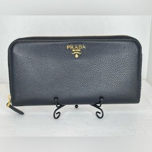 (MT41) Authenticated Pre-Loved PRADA Zip Around Continental Leather Wallet